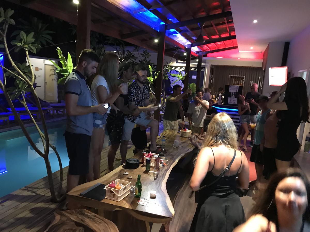 Atlas Gili Party Hostel Gili Trawangan Exteriér fotografie